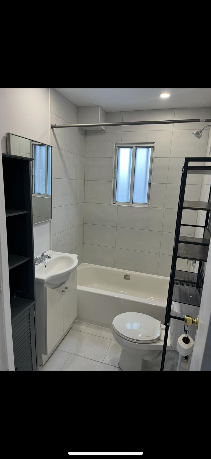 Équipements de Salle de Bain Contemporains